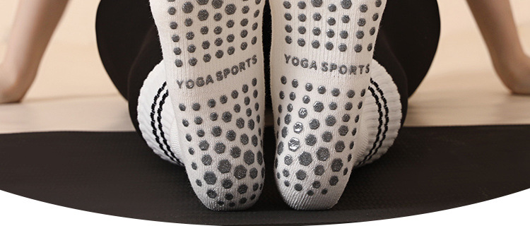 Wholesale Winter Long Non-Slip Yoga Socks Non-Slip Mid-Calf Women's Pilates Socks High Professional Thickened Warm Wholesale Winter Long Non-Slip Yoga Socks Non-Slip Mid-Calf Women's Pilates Socks High Professional Thickened Warm