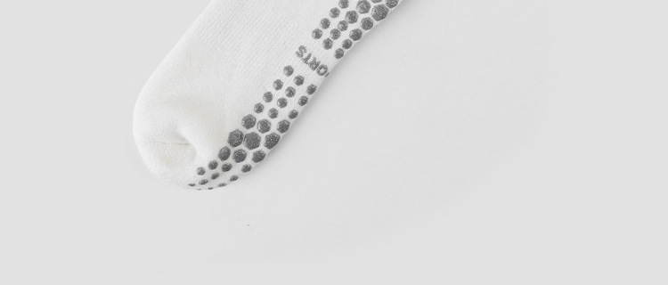 Wholesale Winter Long Non-Slip Yoga Socks Non-Slip Mid-Calf Women's Pilates Socks High Professional Thickened Warm Wholesale Winter Long Non-Slip Yoga Socks Non-Slip Mid-Calf Women's Pilates Socks High Professional Thickened Warm