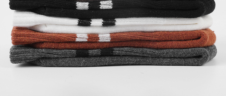 Wholesale Winter Long Non-Slip Yoga Socks Non-Slip Mid-Calf Women's Pilates Socks High Professional Thickened Warm Wholesale Winter Long Non-Slip Yoga Socks Non-Slip Mid-Calf Women's Pilates Socks High Professional Thickened Warm