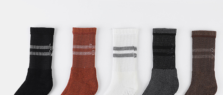 Wholesale Winter Long Non-Slip Yoga Socks Non-Slip Mid-Calf Women's Pilates Socks High Professional Thickened Warm Wholesale Winter Long Non-Slip Yoga Socks Non-Slip Mid-Calf Women's Pilates Socks High Professional Thickened Warm