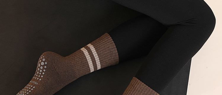 Wholesale Winter Long Non-Slip Yoga Socks Non-Slip Mid-Calf Women's Pilates Socks High Professional Thickened Warm Wholesale Winter Long Non-Slip Yoga Socks Non-Slip Mid-Calf Women's Pilates Socks High Professional Thickened Warm