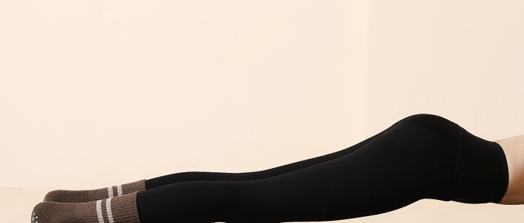 Wholesale Winter Long Non-Slip Yoga Socks Non-Slip Mid-Calf Women's Pilates Socks High Professional Thickened Warm Wholesale Winter Long Non-Slip Yoga Socks Non-Slip Mid-Calf Women's Pilates Socks High Professional Thickened Warm
