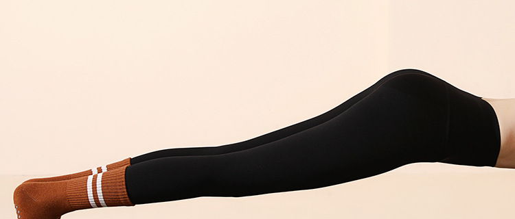 Wholesale Winter Long Non-Slip Yoga Socks Non-Slip Mid-Calf Women's Pilates Socks High Professional Thickened Warm Wholesale Winter Long Non-Slip Yoga Socks Non-Slip Mid-Calf Women's Pilates Socks High Professional Thickened Warm