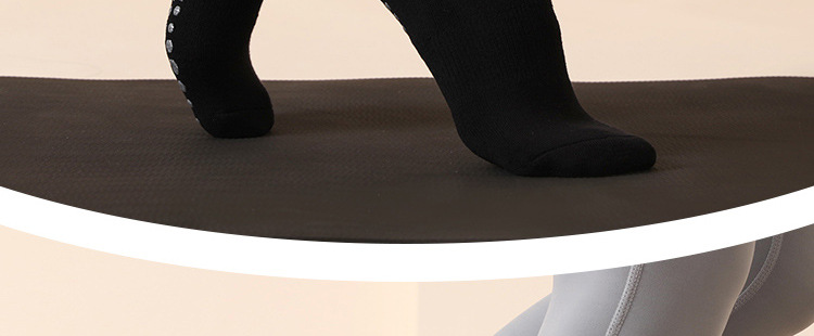 Wholesale Winter Long Non-Slip Yoga Socks Non-Slip Mid-Calf Women's Pilates Socks High Professional Thickened Warm Wholesale Winter Long Non-Slip Yoga Socks Non-Slip Mid-Calf Women's Pilates Socks High Professional Thickened Warm