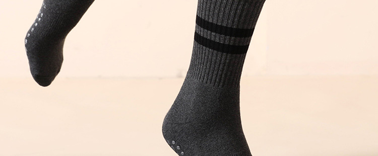 Wholesale Winter Long Non-Slip Yoga Socks Non-Slip Mid-Calf Women's Pilates Socks High Professional Thickened Warm Wholesale Winter Long Non-Slip Yoga Socks Non-Slip Mid-Calf Women's Pilates Socks High Professional Thickened Warm