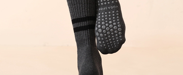 Wholesale Winter Long Non-Slip Yoga Socks Non-Slip Mid-Calf Women's Pilates Socks High Professional Thickened Warm Wholesale Winter Long Non-Slip Yoga Socks Non-Slip Mid-Calf Women's Pilates Socks High Professional Thickened Warm