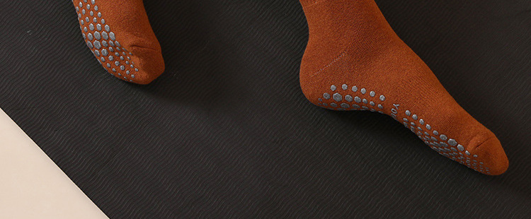Wholesale Winter Long Non-Slip Yoga Socks Non-Slip Mid-Calf Women's Pilates Socks High Professional Thickened Warm Wholesale Winter Long Non-Slip Yoga Socks Non-Slip Mid-Calf Women's Pilates Socks High Professional Thickened Warm
