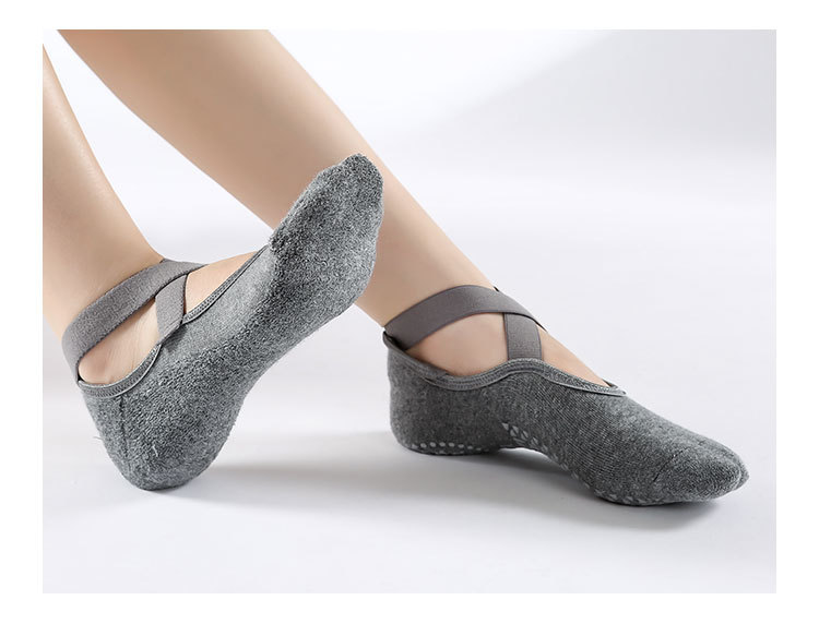[Factory Direct Supply] Cross-Border Cotton Cross Yoga Socks Ballet Pilates Sports Dispensing Terry-Loop Hosiery