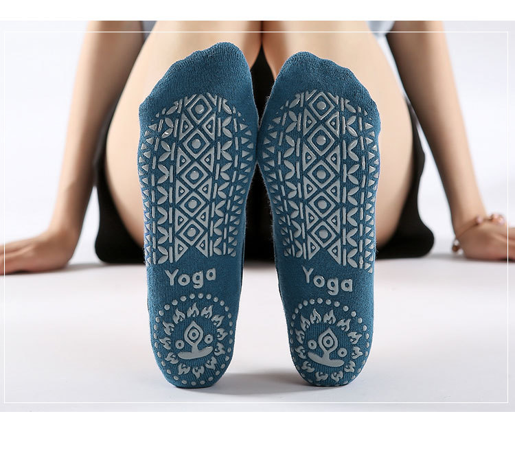 [Factory Direct Supply] Cross-Border Cotton Cross Yoga Socks Ballet Pilates Sports Dispensing Terry-Loop Hosiery