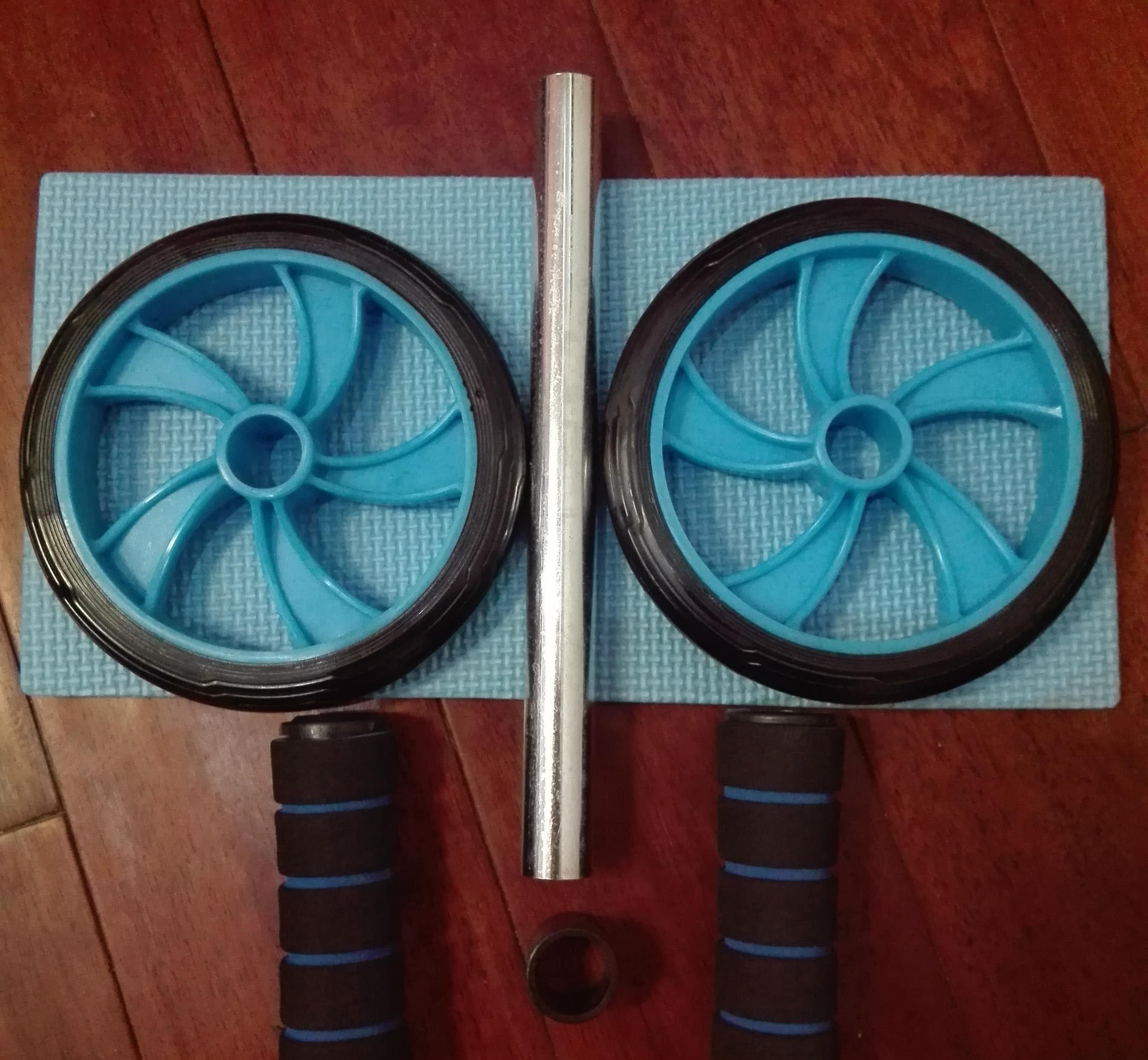 Fitness Exercise Equipment Pulley Push-up Abdominal Slimming Abdominal Wheel AB Rocket Roller Abdominal Wheel