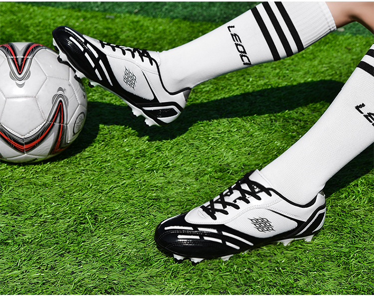 Shoes Male and Female Primary and Secondary School Growth Shredded Rubber Training Artificial Lawn Generation Hair