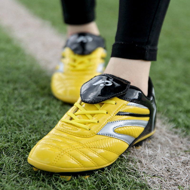 Shoes Male and Female Primary and Secondary School Growth Shredded Rubber Training Artificial Lawn Generation Hair