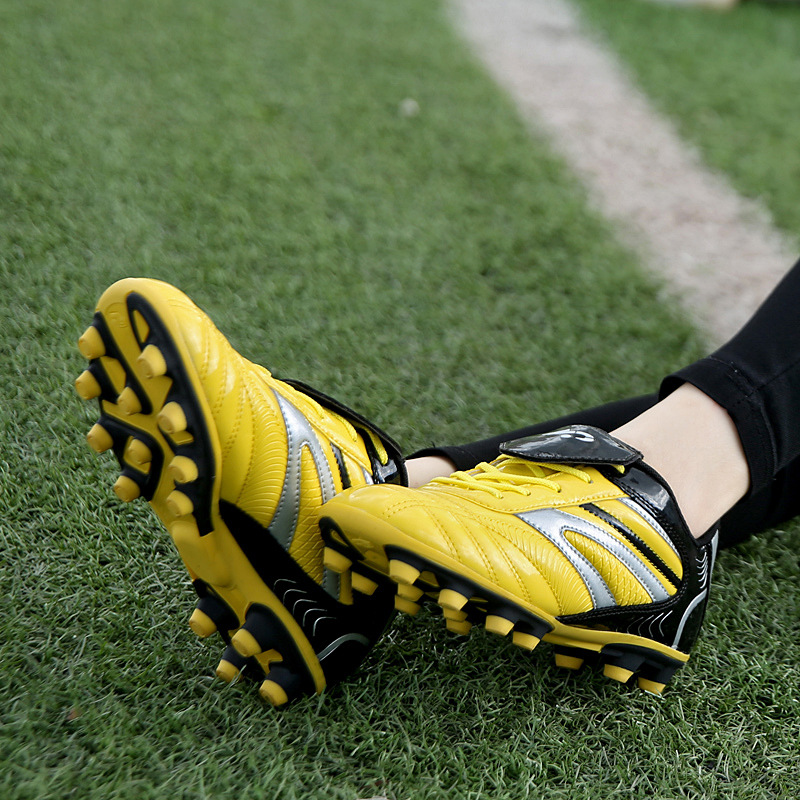 Shoes Male and Female Primary and Secondary School Growth Shredded Rubber Training Artificial Lawn Generation Hair