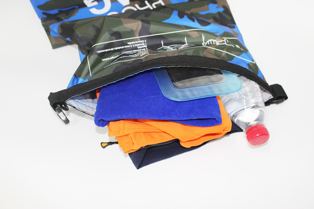 Polyester Waterproof Bag Shoulder Waterproof Bucket Bag Waterproof Bag Lightweight Drifting Bag Currently Available Polyester Waterproof Bag Shoulder Waterproof Bucket Bag Waterproof Bag Lightweight Drifting Bag Currently Available