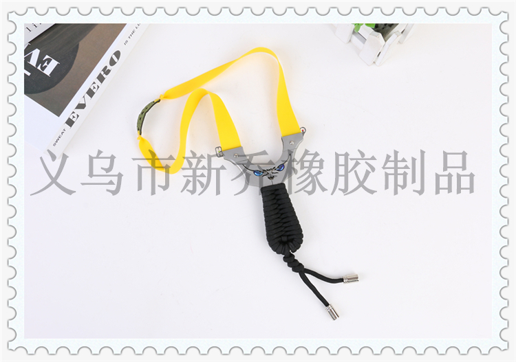 Xinqiao rubber products new arrivals slingshot with Solid wood handle catapult Xinqiao rubber products new arrivals slingshot with Solid wood handle catapult