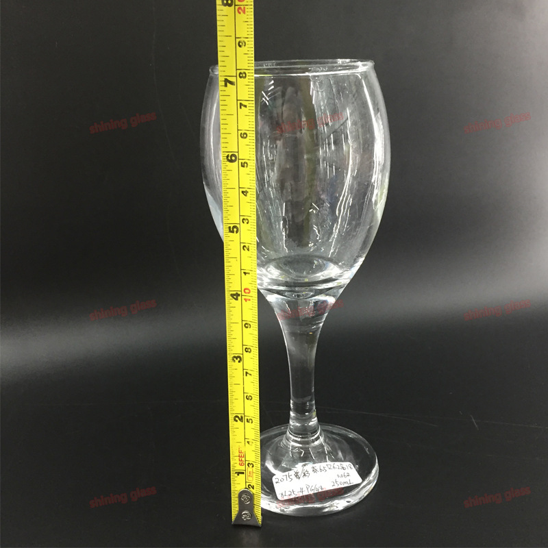 High white material glass red wine goblet Wine transparent glass cup High white material glass red wine goblet Wine transparent glass cup