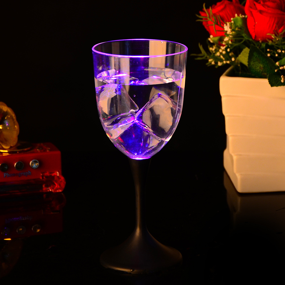Manufacturer direct sale luminous glass luminous glass colorful luminous goblet sparkling goblet sparkling cocktail