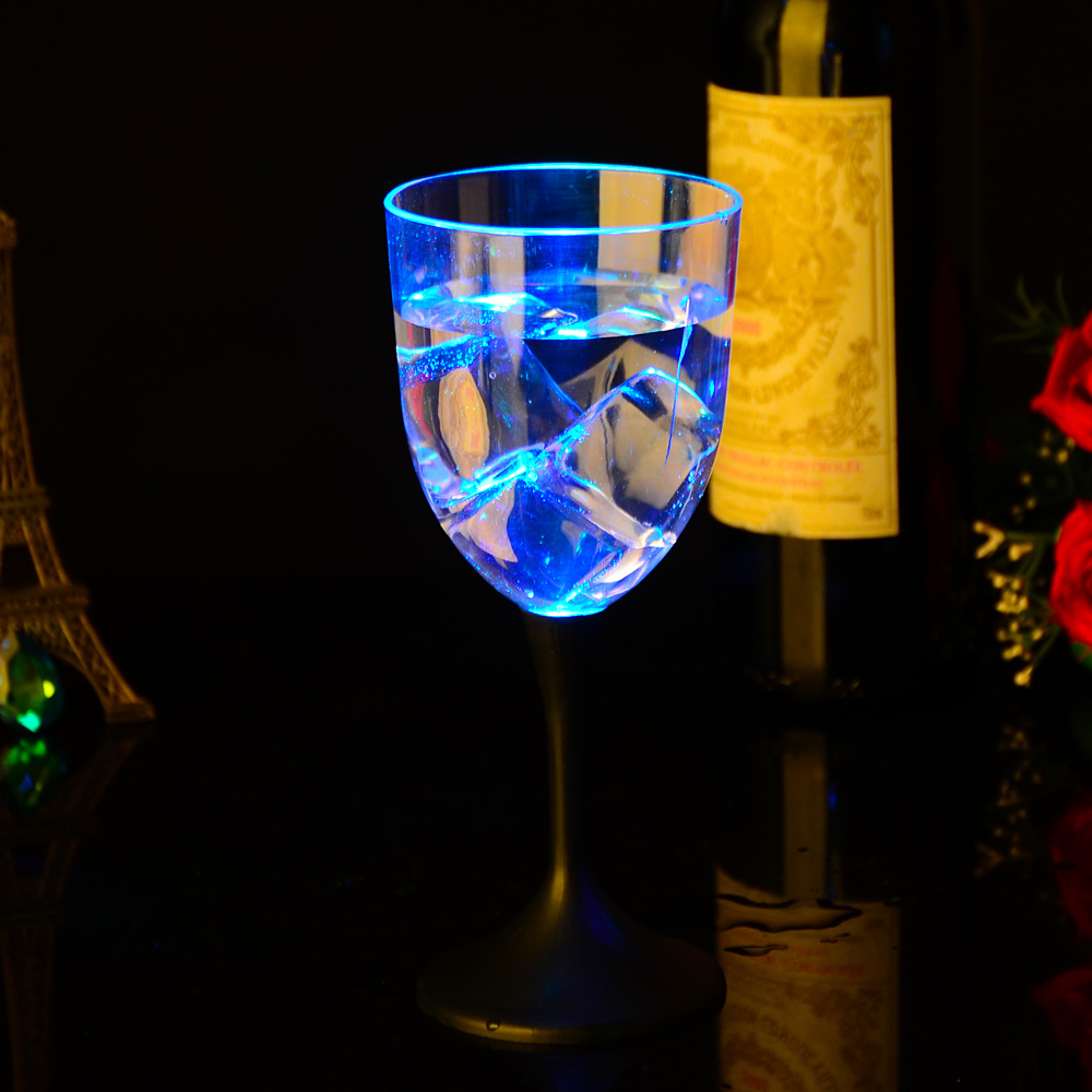Manufacturer direct sale luminous glass luminous glass colorful luminous goblet sparkling goblet sparkling cocktail