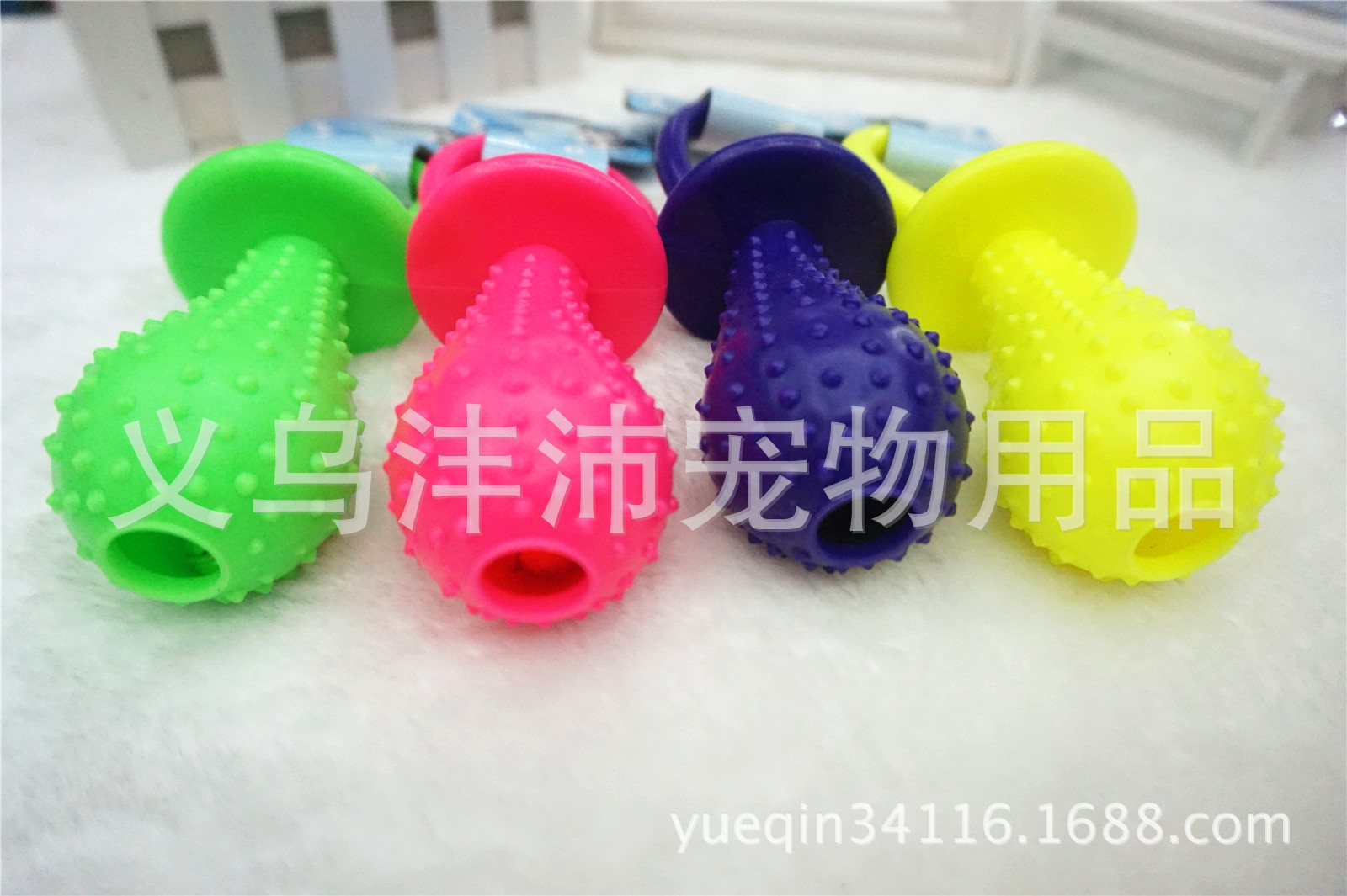 Dog toys and pacifiers containing ring pet toy bite-resistant premium rubber pet chew toys