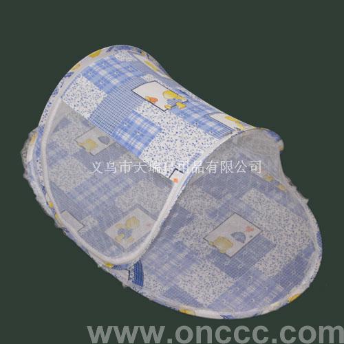 Blue grid pattern baby mosquito net
