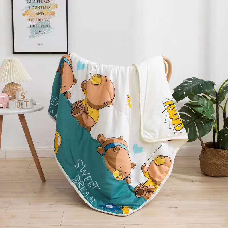 Children's Drive Summer Blanket Baby Nap Airable Cover Kindergarten Summer Thin Small Quilt Whole