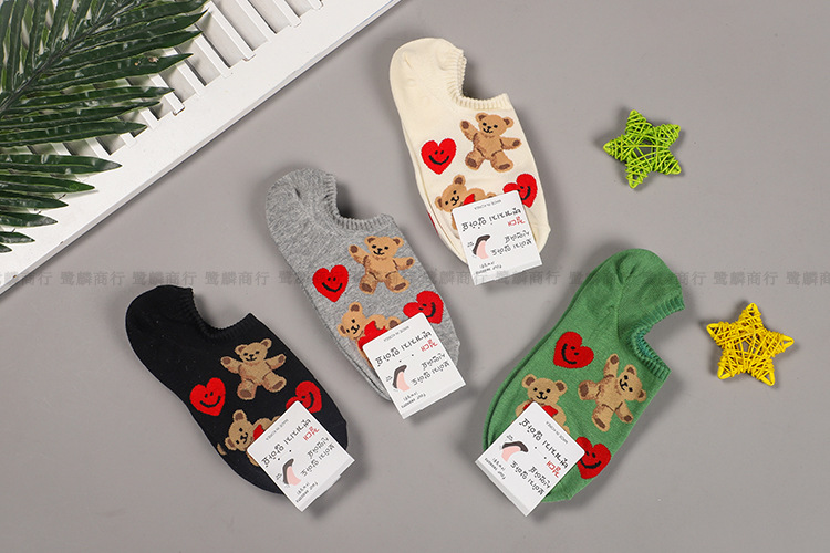 South Korea Imported Spring New Ladies' Short Cute Love Bear Low Top Socks Cartoon Casual Invisible Female Socks South Korea Imported Spring New Ladies' Short Cute Love Bear Low Top Socks Cartoon Casual Invisible Female Socks
