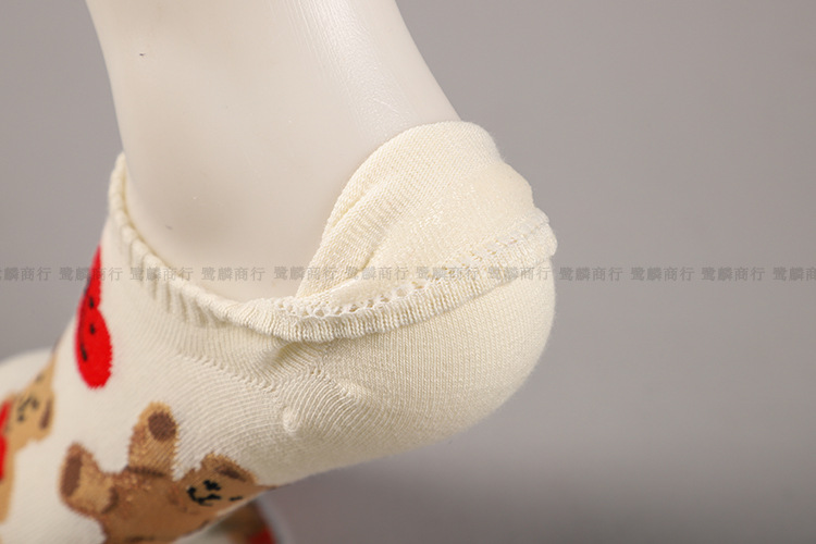 South Korea Imported Spring New Ladies' Short Cute Love Bear Low Top Socks Cartoon Casual Invisible Female Socks South Korea Imported Spring New Ladies' Short Cute Love Bear Low Top Socks Cartoon Casual Invisible Female Socks