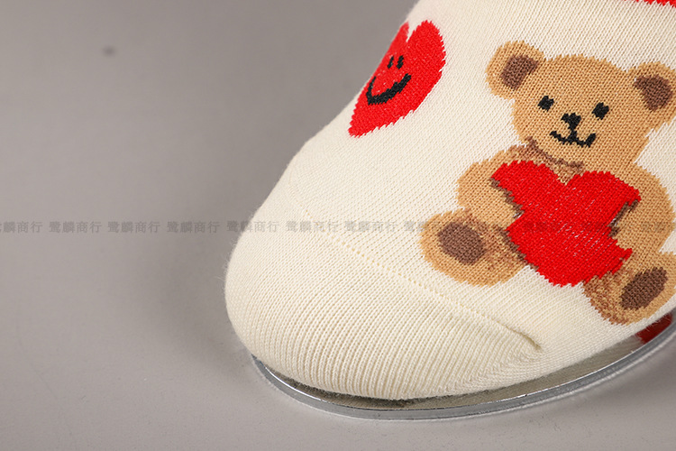 South Korea Imported Spring New Ladies' Short Cute Love Bear Low Top Socks Cartoon Casual Invisible Female Socks South Korea Imported Spring New Ladies' Short Cute Love Bear Low Top Socks Cartoon Casual Invisible Female Socks