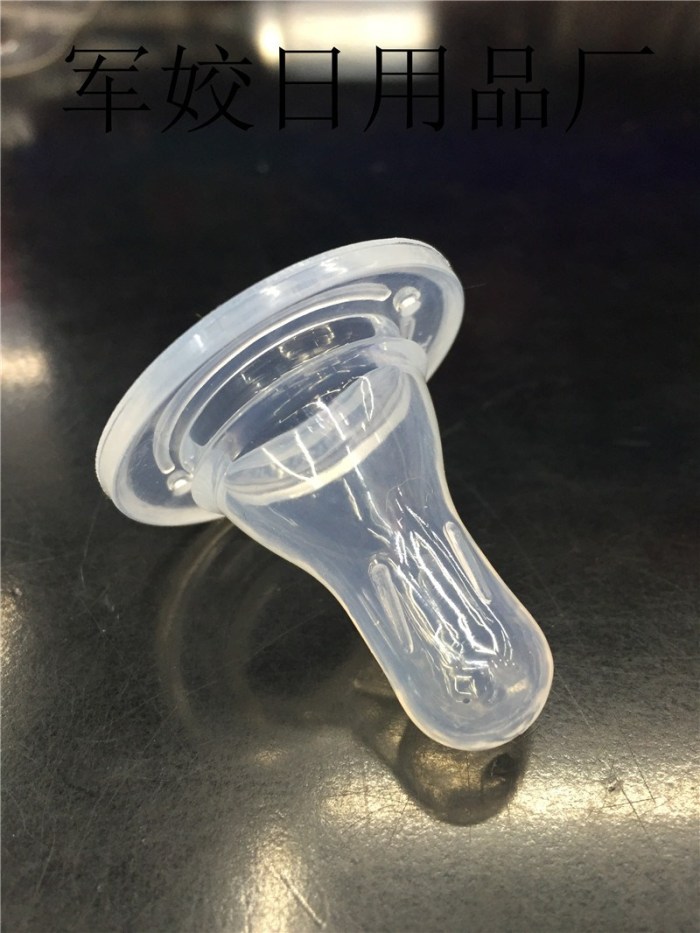 Standard silicone nipple diameter solid silicone nipple universal pacifier 4 grams