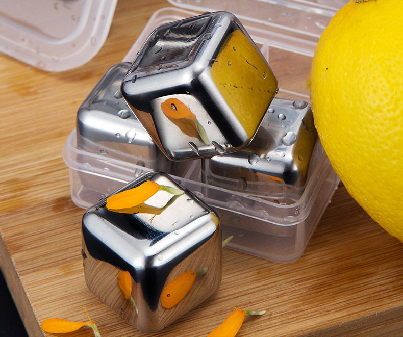 304 Stainless Steel Ice Cube Quick-Freeze Ice Particle Metal Ice Grain Coffee Drink Whiskey Barware Creative Utensils 304 Stainless Steel Ice Cube Quick-Freeze Ice Particle Metal Ice Grain Coffee Drink Whiskey Barware Creative Utensils