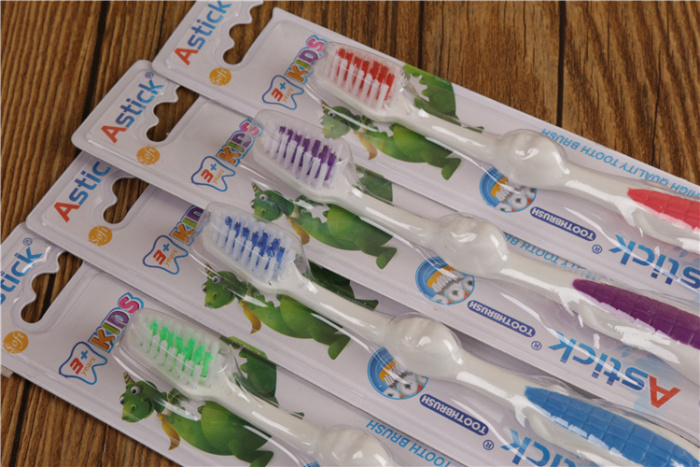 Family boxed children toothbrush toothbrush toothbrush ASTICK elastic filament Family boxed children toothbrush toothbrush toothbrush ASTICK elastic filament