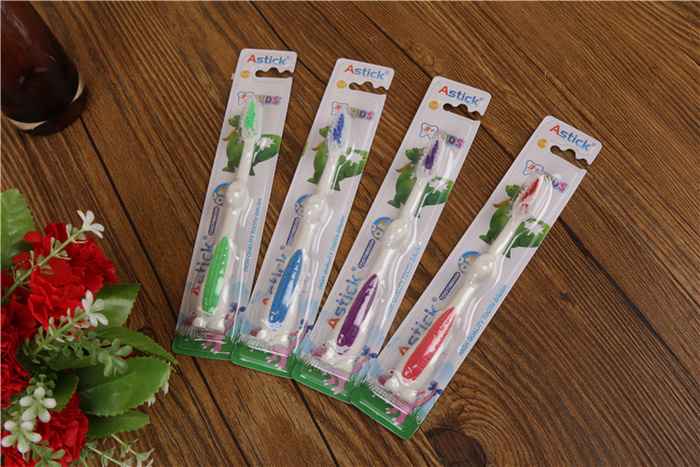 Family boxed children toothbrush toothbrush toothbrush ASTICK elastic filament Family boxed children toothbrush toothbrush toothbrush ASTICK elastic filament