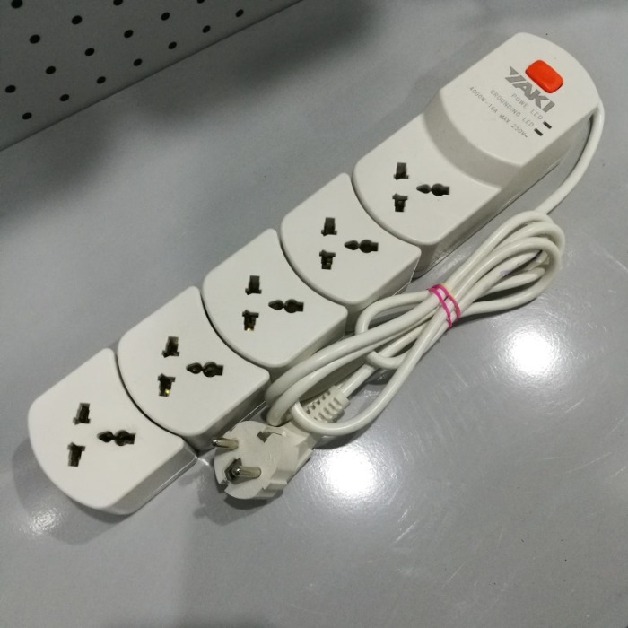 Foreign Trade Export British Standard Plug with USB Socket Security Power Strip Extension Cable Patch Board Patch Board Foreign Trade Export British Standard Plug with USB Socket Security Power Strip Extension Cable Patch Board Patch Board
