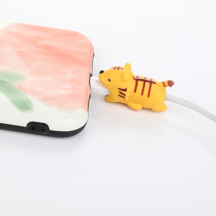Bite 36 Animal-Shaped Mobile Phone USB Cable Protection Sleeve Anti-Break Cartoon Small Animal Spot Delivery in Seconds