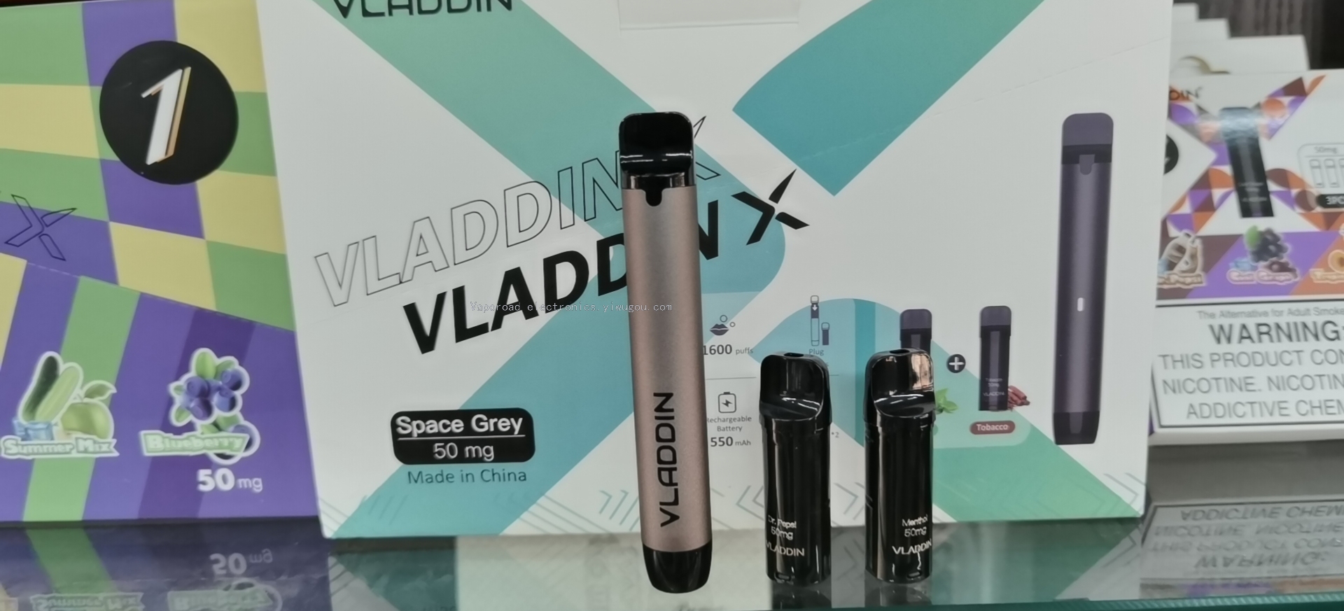 New Original Authentic Vladdinx Rechargeable Replaceable Cigarette Bomb Fruit FlavorDisposable Electronic Cigarette New Original Authentic Vladdinx Rechargeable Replaceable Cigarette Bomb Fruit FlavorDisposable Electronic Cigarette