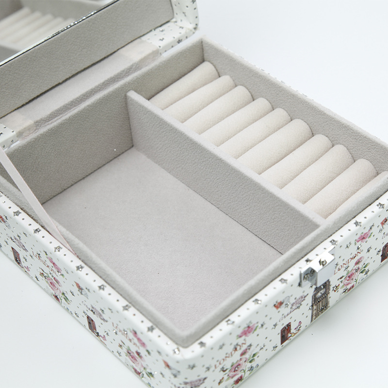 Jewelry box portable princess European Jewelry box bracelet box makeup x Jewelry box simple small studs ring box