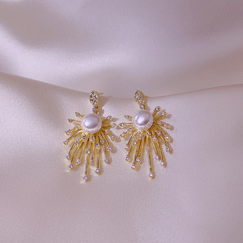 Korean Style Sterling Silver Needle Earrings Retro Exaggerated Cold Style Super Flash Metal Fireworks Earrings for Women
