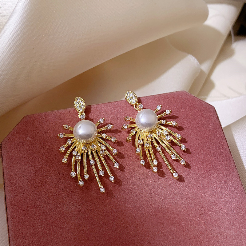 Korean Style Sterling Silver Needle Earrings Retro Exaggerated Cold Style Super Flash Metal Fireworks Earrings for Women