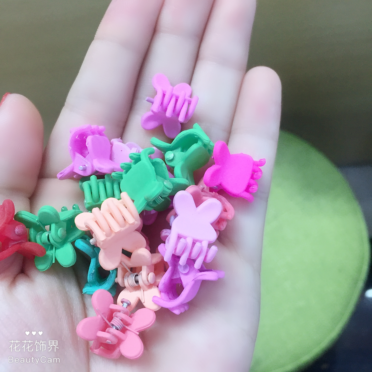 Hyun a hair clip with colorful flowers Web celebrity grab clip wind clip Candy color small clip headdress hair clip Hyun a hair clip with colorful flowers Web celebrity grab clip wind clip Candy color small clip headdress hair clip