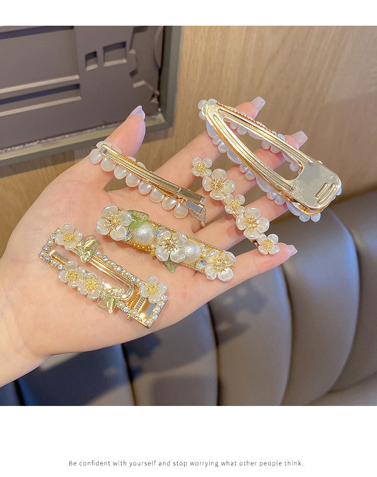 Side Spring Clip Hairpin Word Clip Internet Celebrity 2021new Flowers Folder Children's Headdress Pearl Hairpin Side Spring Clip Hairpin Word Clip Internet Celebrity 2021new Flowers Folder Children's Headdress Pearl Hairpin