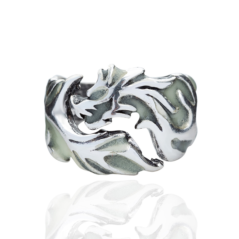 European and American Retro Men's Ring Luminous Dragon Ring Domineering Luminous Bracelet Halloween Ornaments European and American Retro Men's Ring Luminous Dragon Ring Domineering Luminous Bracelet Halloween Ornaments
