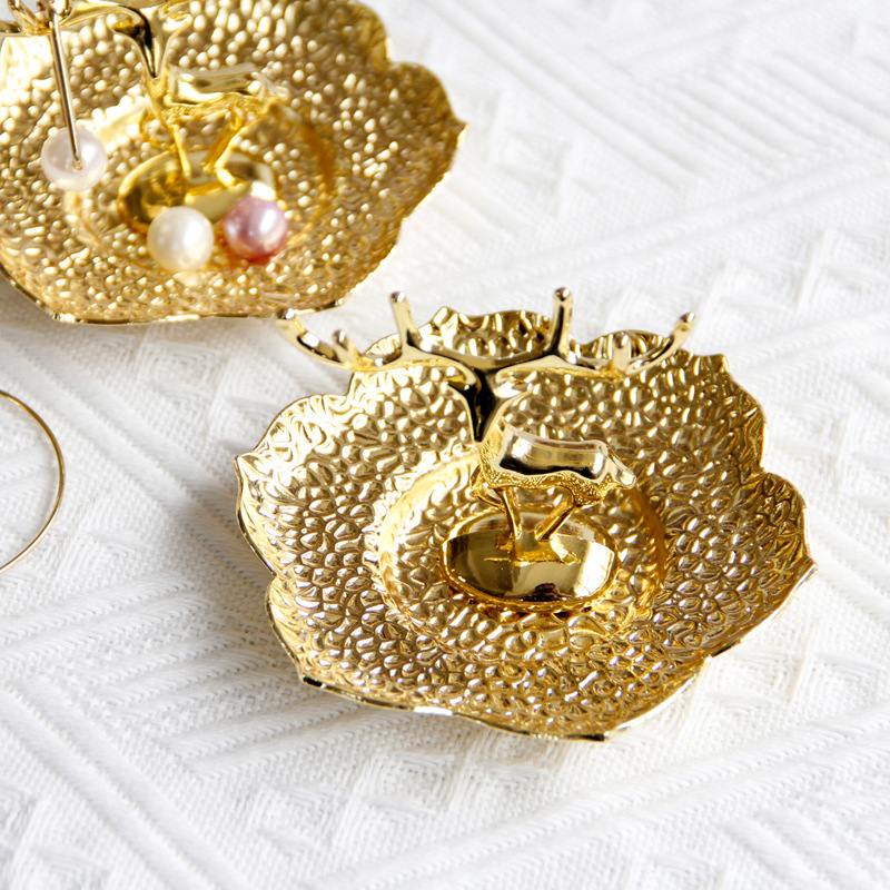 INS Nordic Style Golden Reindeer Jewelry Plate Metal Middle East Arabic Ring Metal Deer