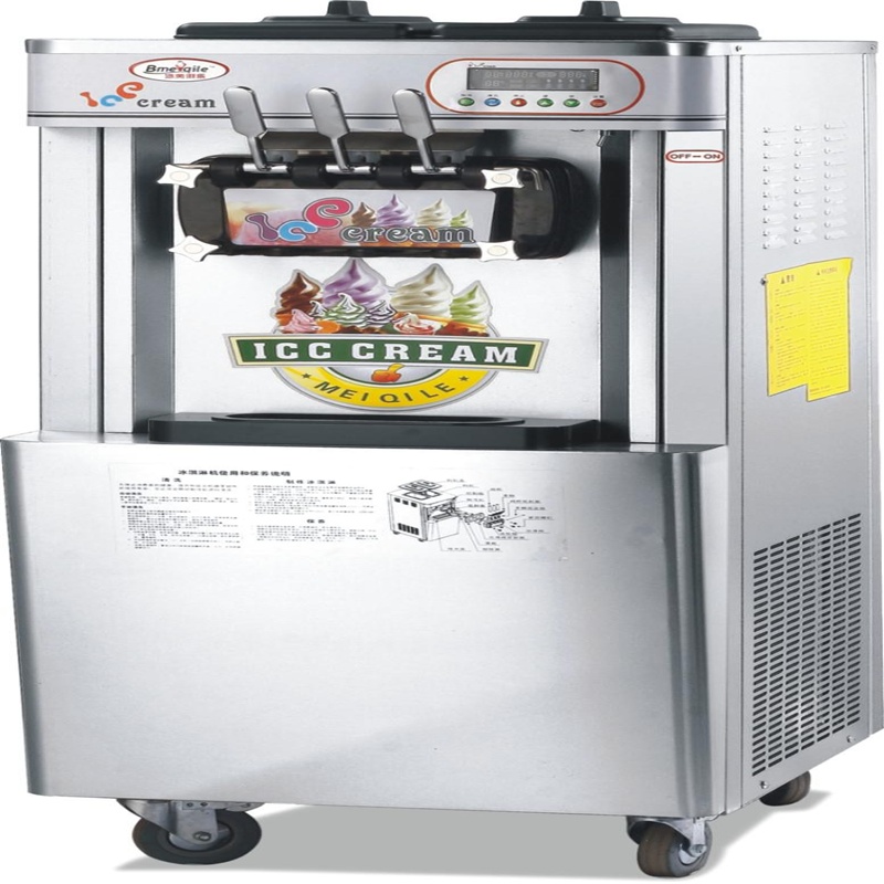 Ice cream machine 