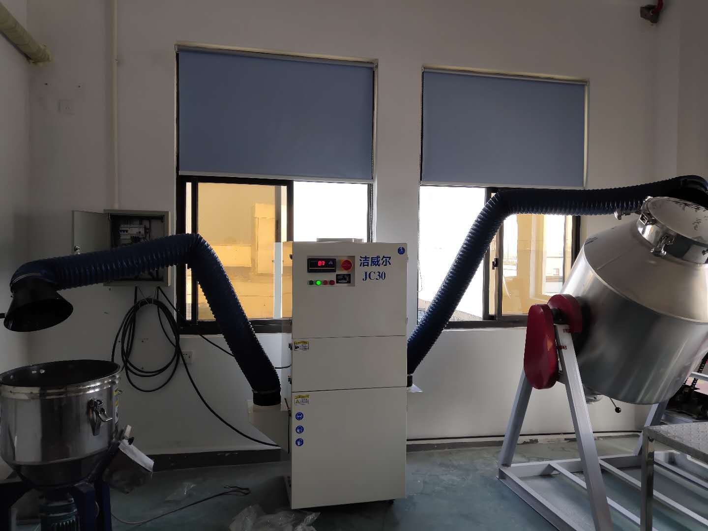 Movable Industrial Dust Collector Grinding Welding Dust Collector Cutting Machine Bed Supporting Dust Collector Movable Industrial Dust Collector Grinding Welding Dust Collector Cutting Machine Bed Supporting Dust Collector