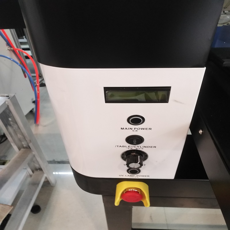 Digital Printing Machine Small UV Flatbed Printer Chromatic Machine 50x35cm Phone Case Digital Printing Digital Printing Machine Small UV Flatbed Printer Chromatic Machine 50x35cm Phone Case Digital Printing