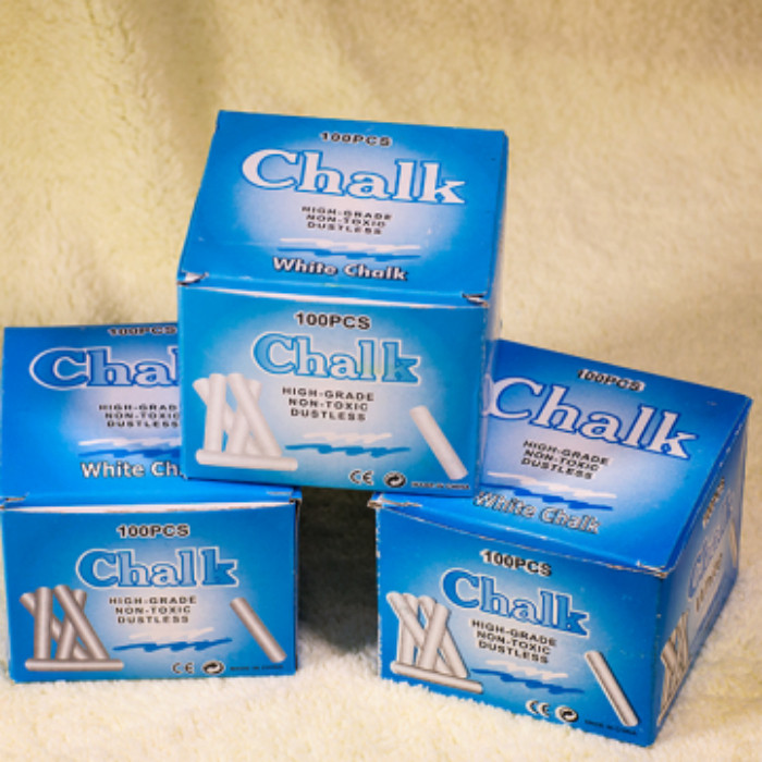 Independent production of environmentally clean white chalk factory 100 pieces of chalk