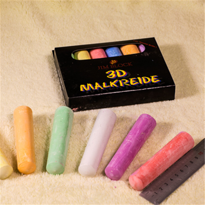 Clean dashes round children learning with high quality teaching chalk pastel