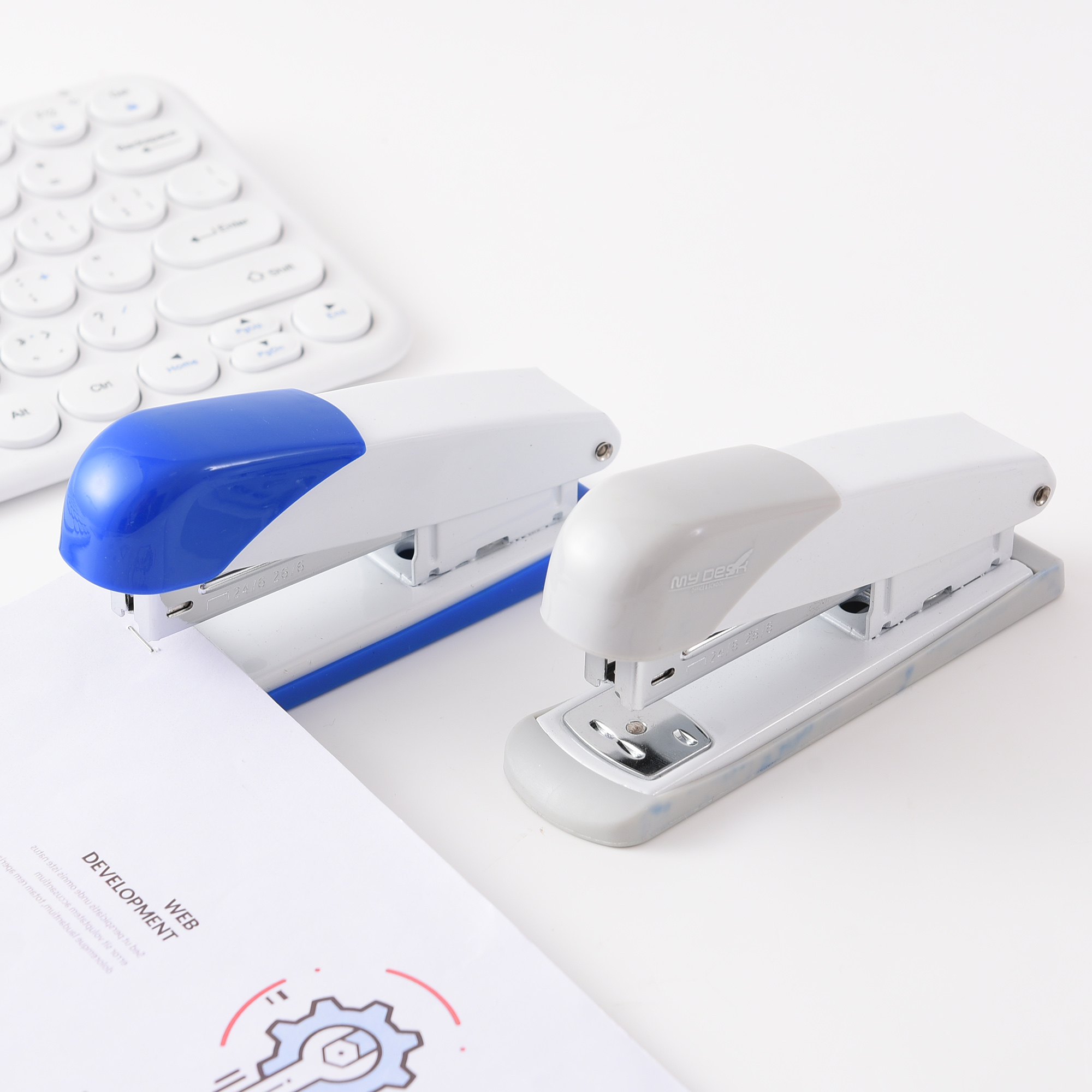 Manufacturers direct LOGO customized color metal stapler 24/6-26/6 staples Manufacturers direct LOGO customized color metal stapler 24/6-26/6 staples