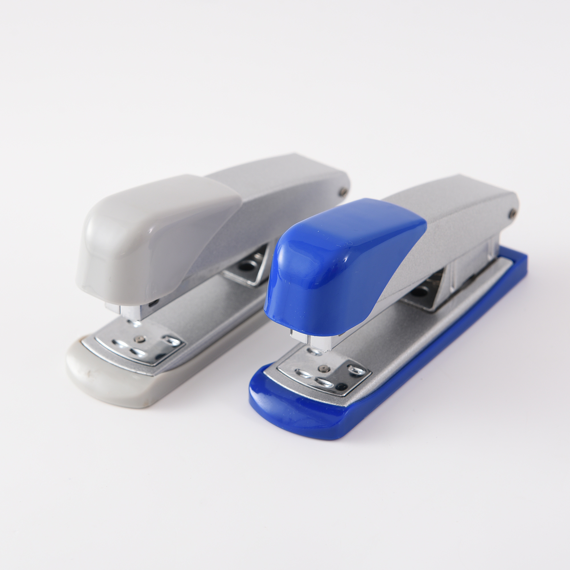 Manufacturers direct LOGO customized metal office stapler 24/6-26/6 staples Manufacturers direct LOGO customized metal office stapler 24/6-26/6 staples