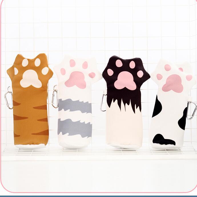 The little fresh cat claw pen bag is a cute pencil-box creative stationery storage bag for both male and female students